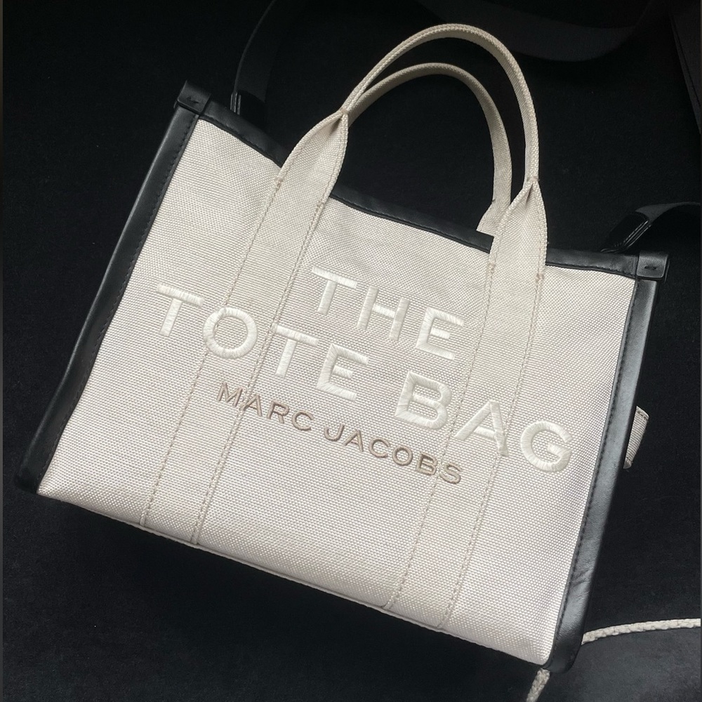 Marc Jacob’s Medium Tote Bag